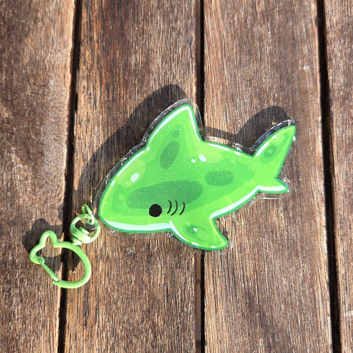 Gummy Shark ripple keychain - GREEN APPLE