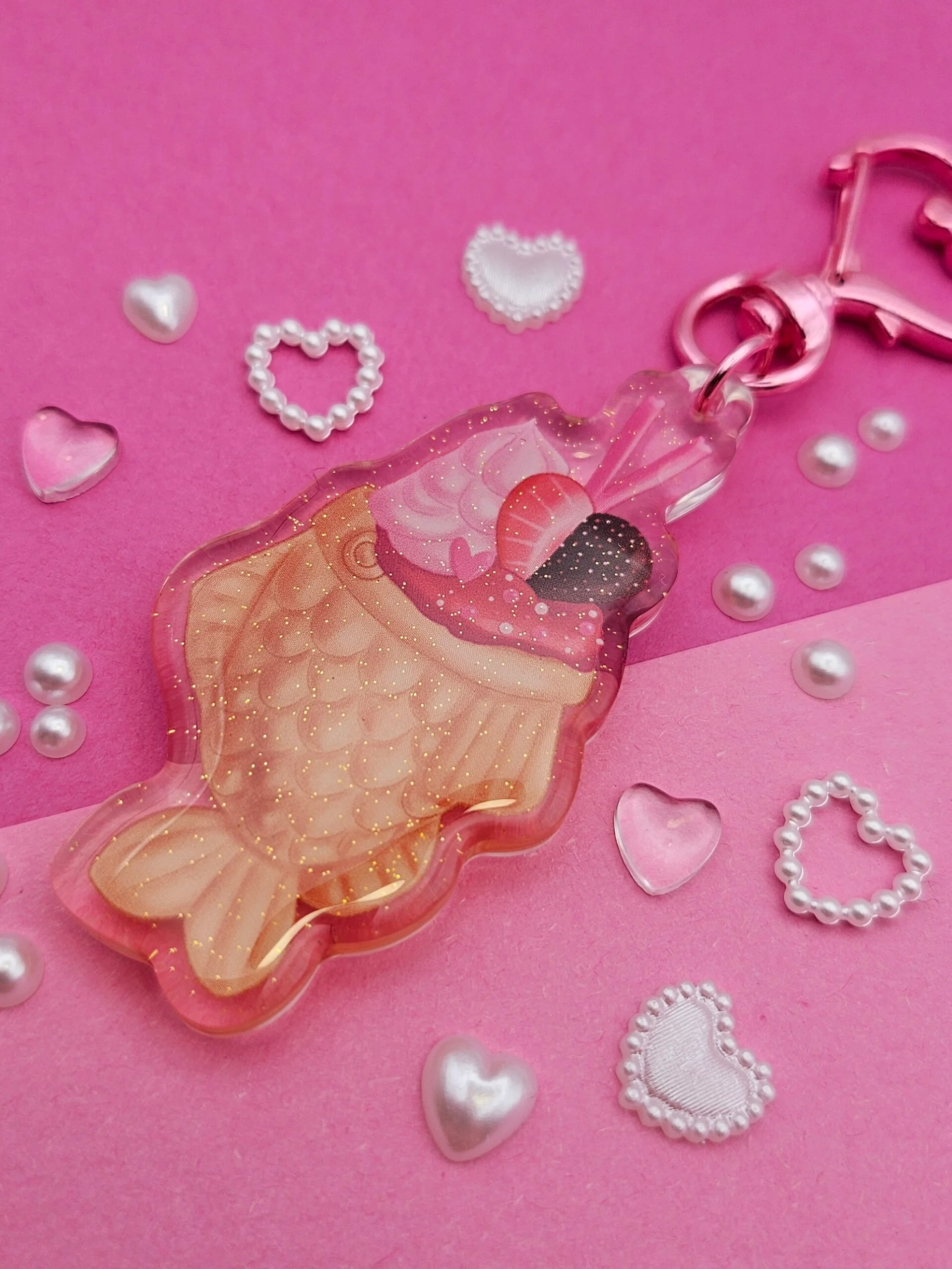 Mochizuki Bakery ❤︎ Valentine's Taiyaki | Glitter Epoxy Keychain