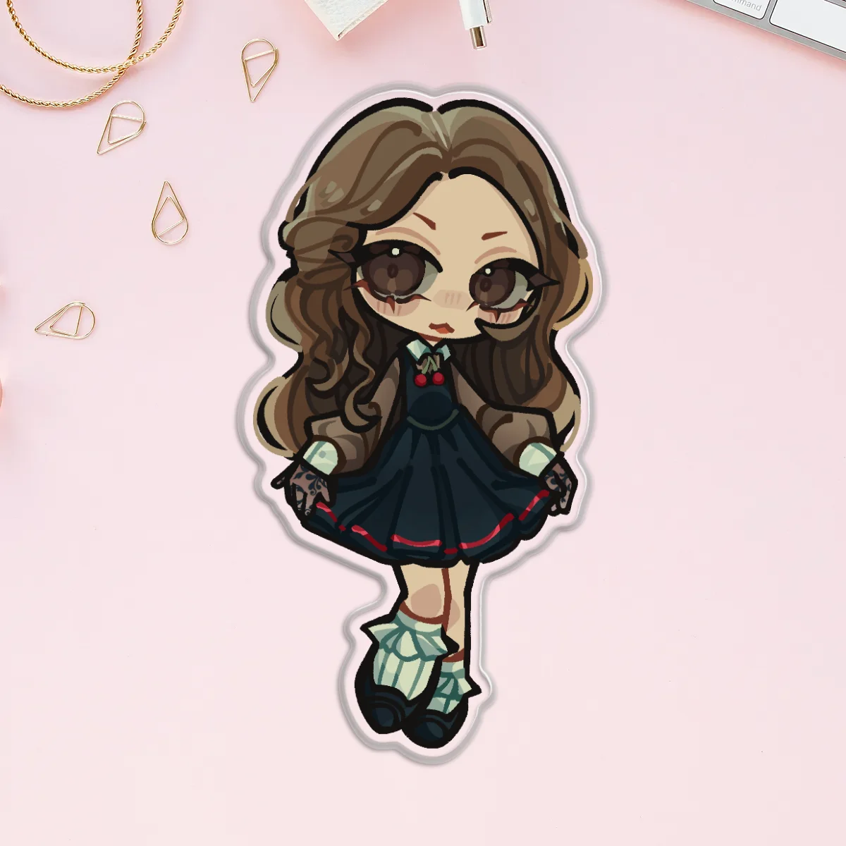 Y3L's "Lover Girl" Laufey Pin